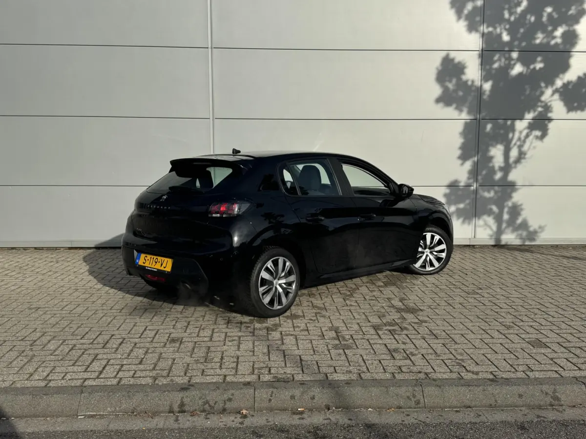 1.2 PureTech Active Pack | NAVIGATIE | CRUISE CONTROL