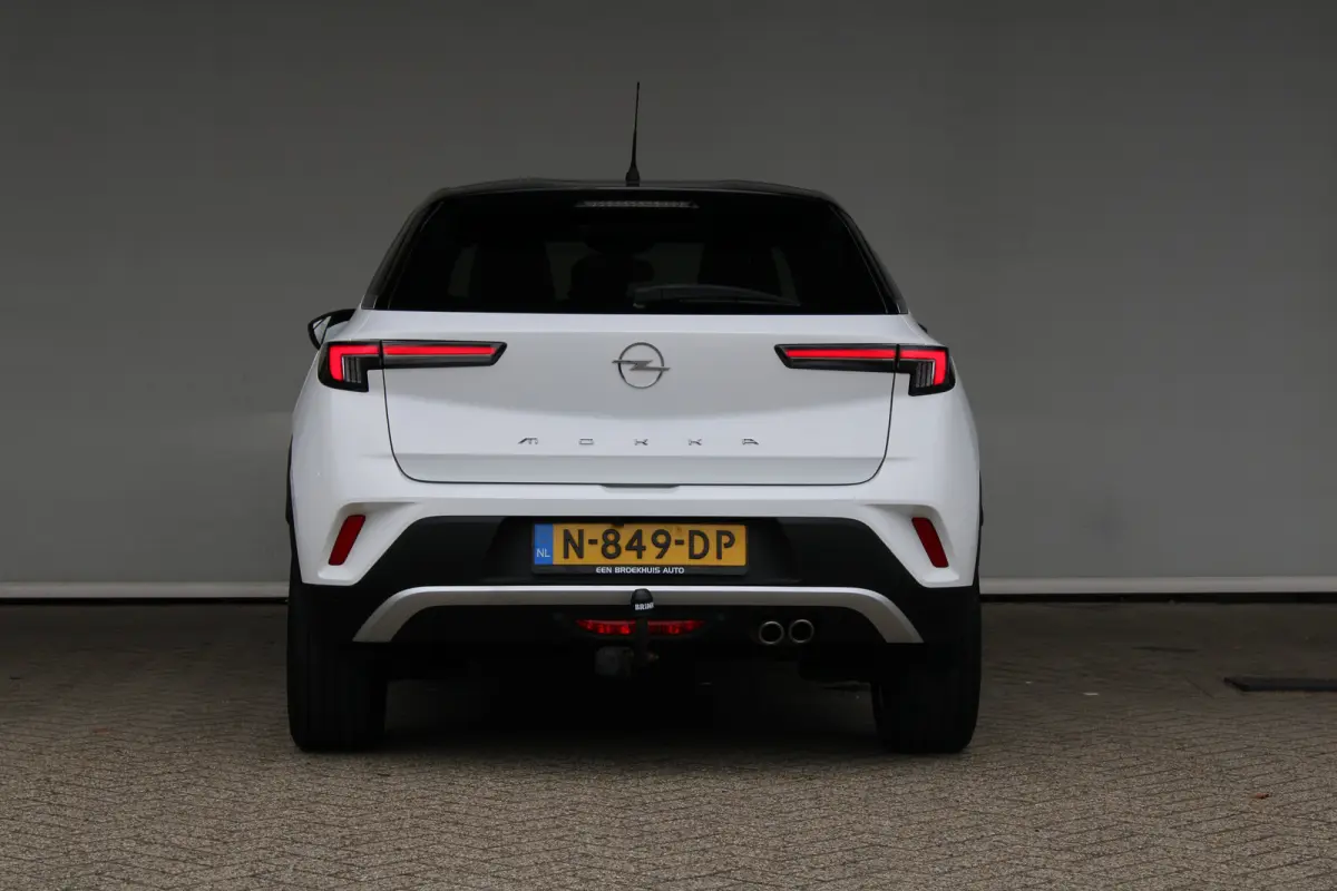 1.2 Turbo Ultimate | Trekhaak | Alcantara | 18 inch | Stoel- stuurwielverwarming | Apple carplay | Matrix led koplampen |