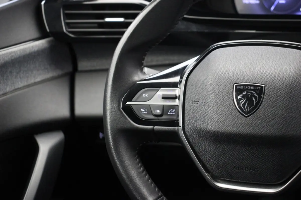 1.2 PureTech Allure Pack Business - Digitaal Cockpit, Carplay, Camera