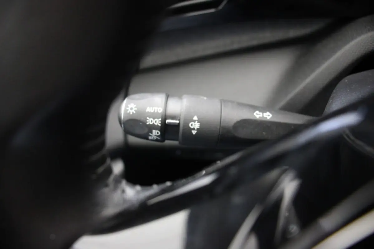 1.2 PureTech Allure Pack Business - Digitaal Cockpit, Carplay, Camera