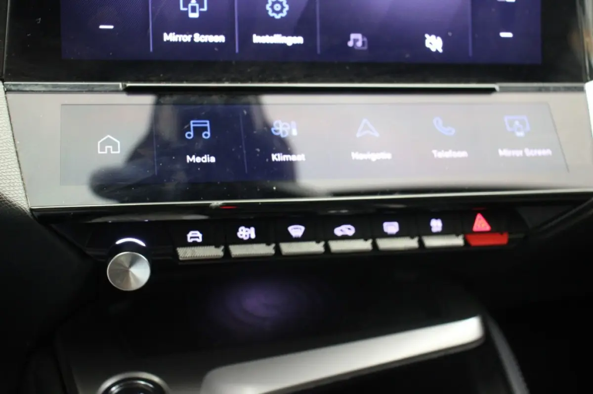 1.2 PureTech Allure Pack Business - Digitaal Cockpit, Carplay, Camera