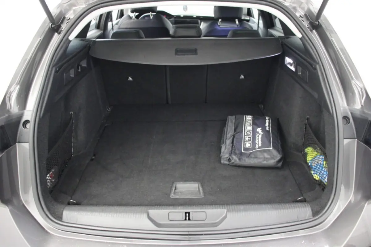1.2 PureTech Allure Pack Business - Digitaal Cockpit, Carplay, Camera