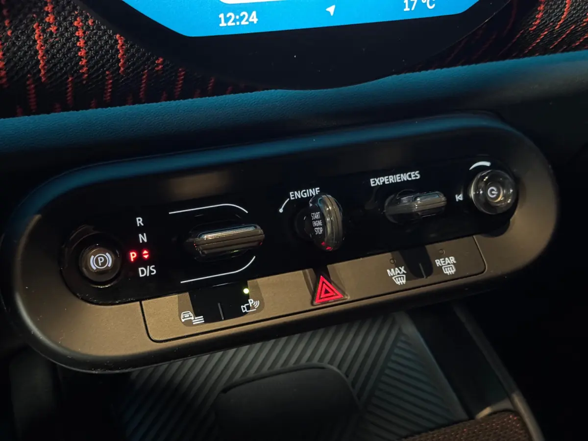 1.5 C John Cooper Works L PANO|HUD|H&K|AMBIENT|JCW SPORTREMMEN|19 INCH