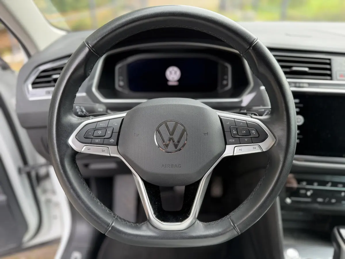 1.4 TSI eHybrid R-Line Business | SOH 96 | Camera | Virtual Cockpit |