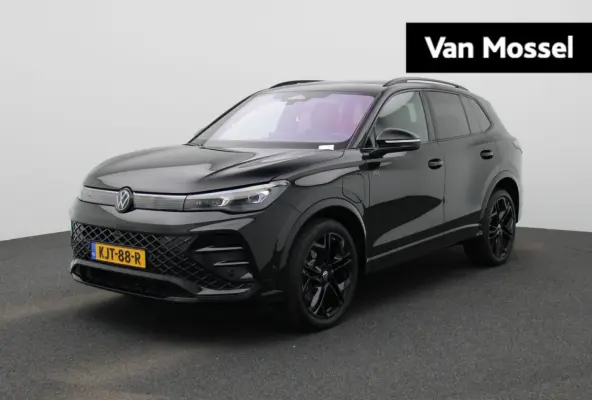 1.5 eHybrid R-Line Edition 272 PK| Origineel Nederlands | Panoramadak | LEDER Interieur | Trekhaak | 360 Camera | Stoelventilatie | Stoelverwarming Voor & Achter | LED Matrix | 20 Inch Velge