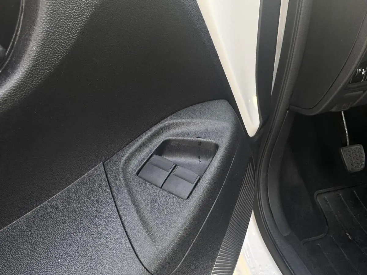 1.0 e-VTi Active | Bluetooth | Airco | Lage KM stand