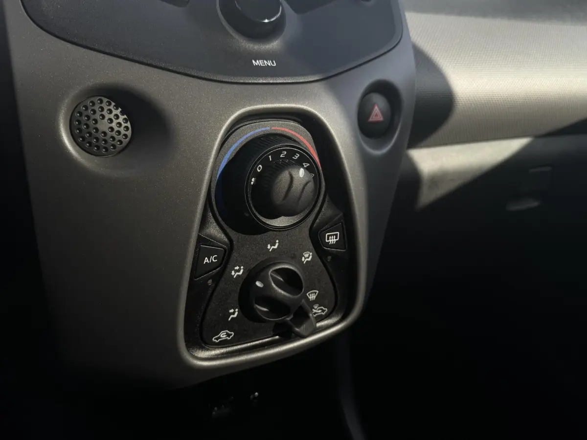 1.0 e-VTi Active | Bluetooth | Airco | Lage KM stand