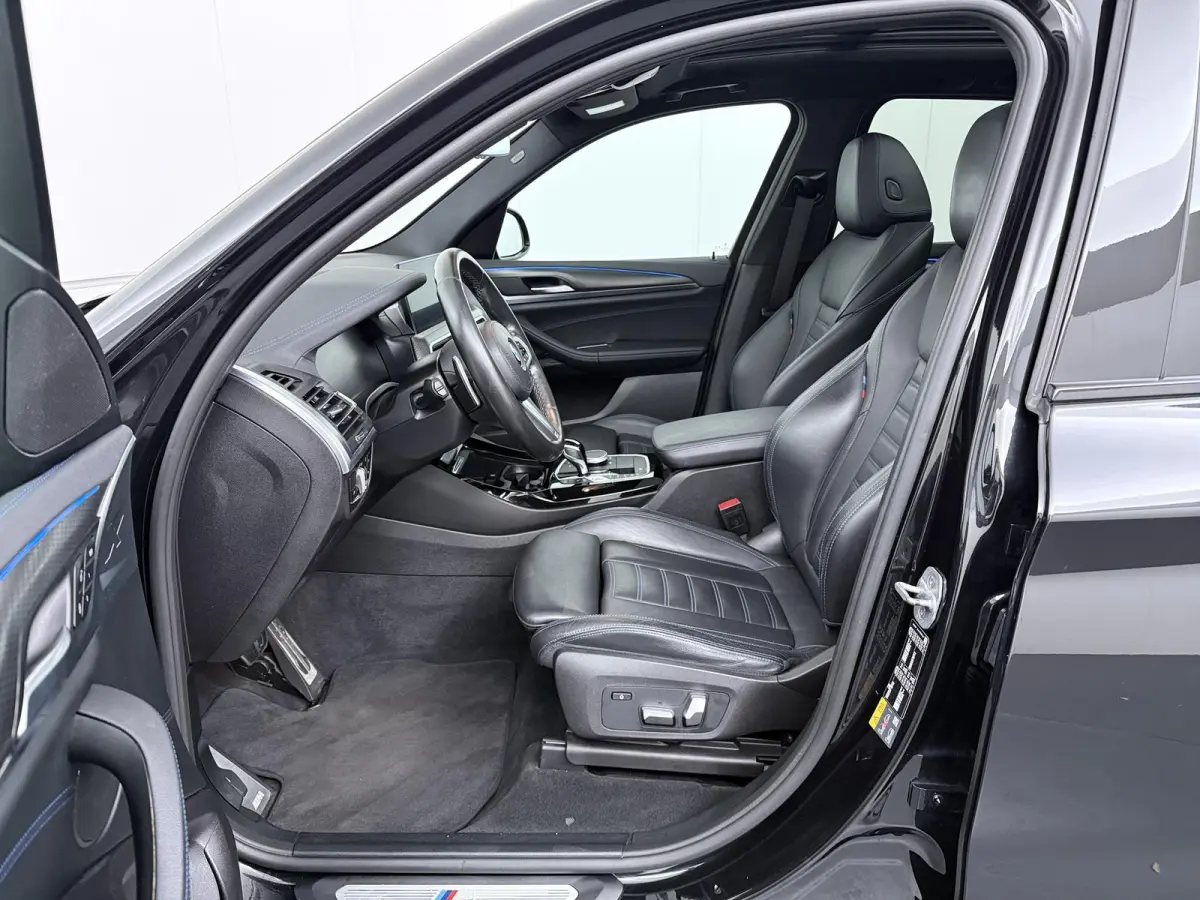 xDrive30e Business Edition Plus | Plug-in Hybride | Panoramadak | Leder | Stoelverwarming |