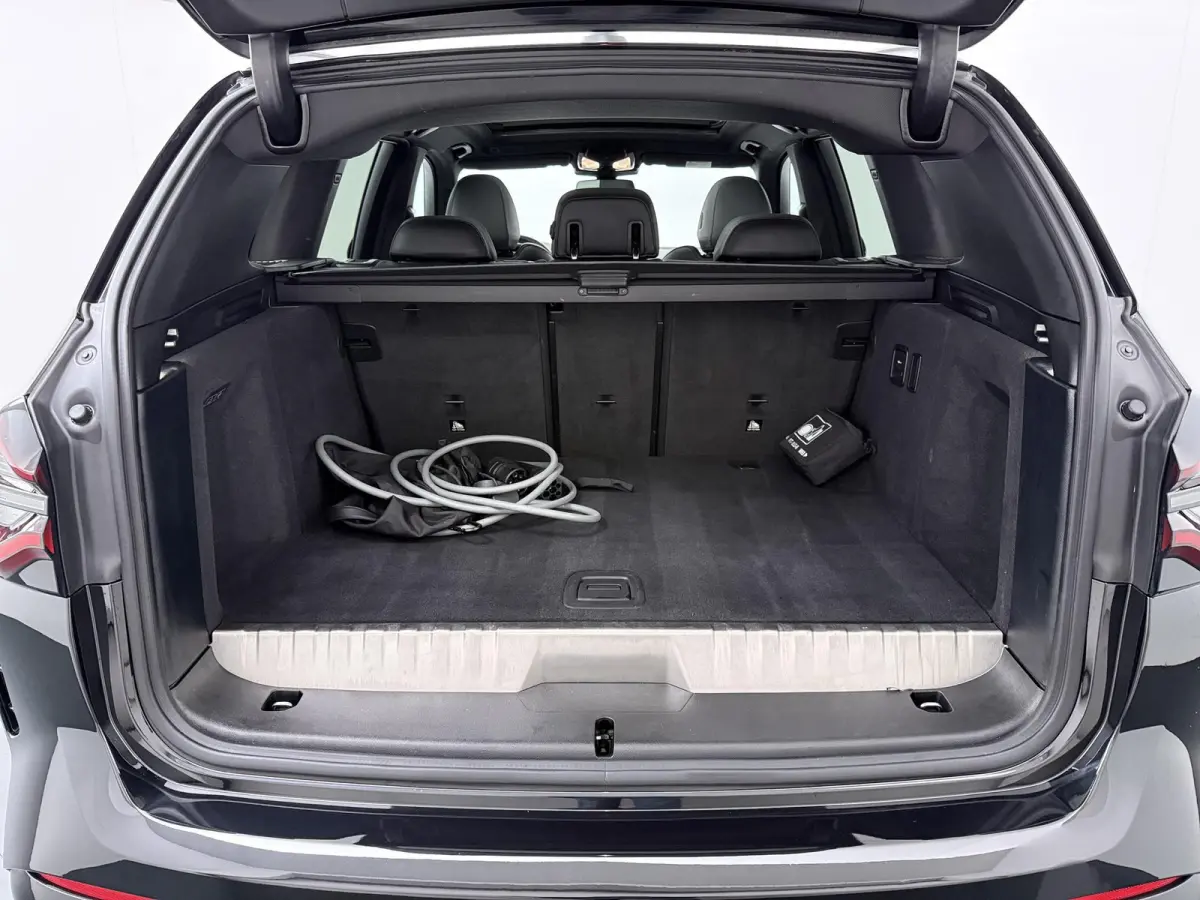 xDrive30e Business Edition Plus | Plug-in Hybride | Panoramadak | Leder | Stoelverwarming |