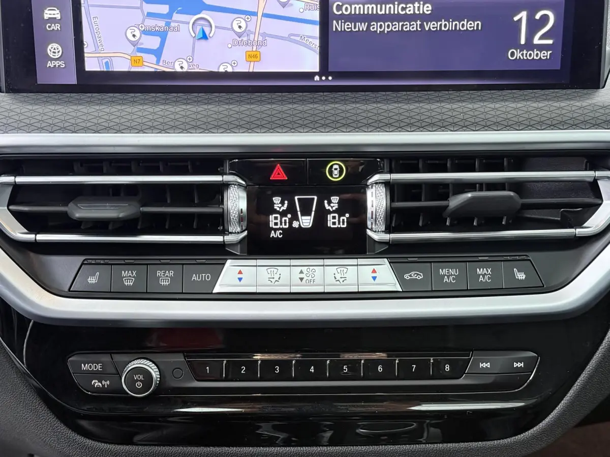 xDrive30e Business Edition Plus | Plug-in Hybride | Panoramadak | Leder | Stoelverwarming |