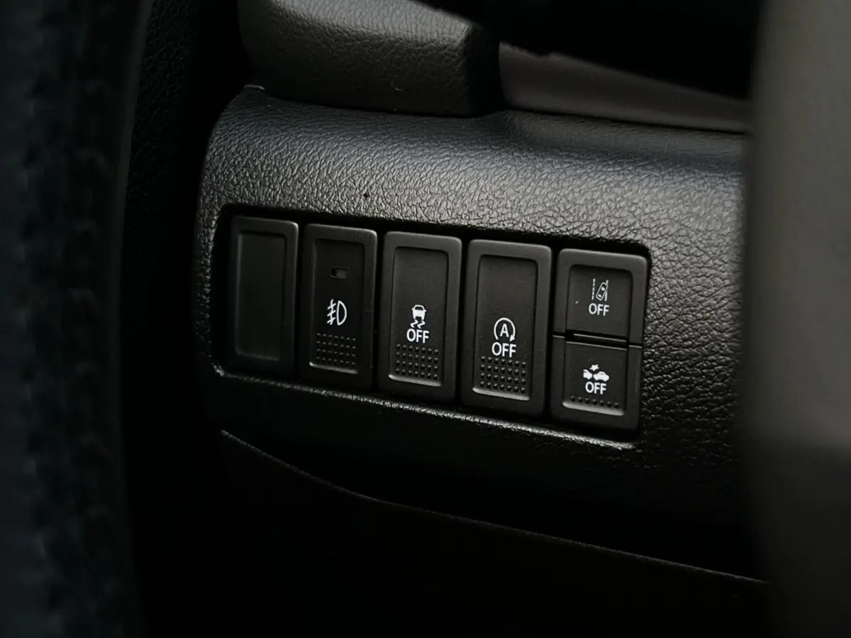 1.4 Boosterjet Style Smart Hybrid, 1E EIGENAAR, PANORAMADAK, NAVIGATIE, ADAPT. CRUISE, CLIMATE CONTROL, STOELVERWARMING, KEYLESS, CAMERA, PDC, LED, DAB, DEALER ONDERHOUDEN, LICHTMETAAL 17"
