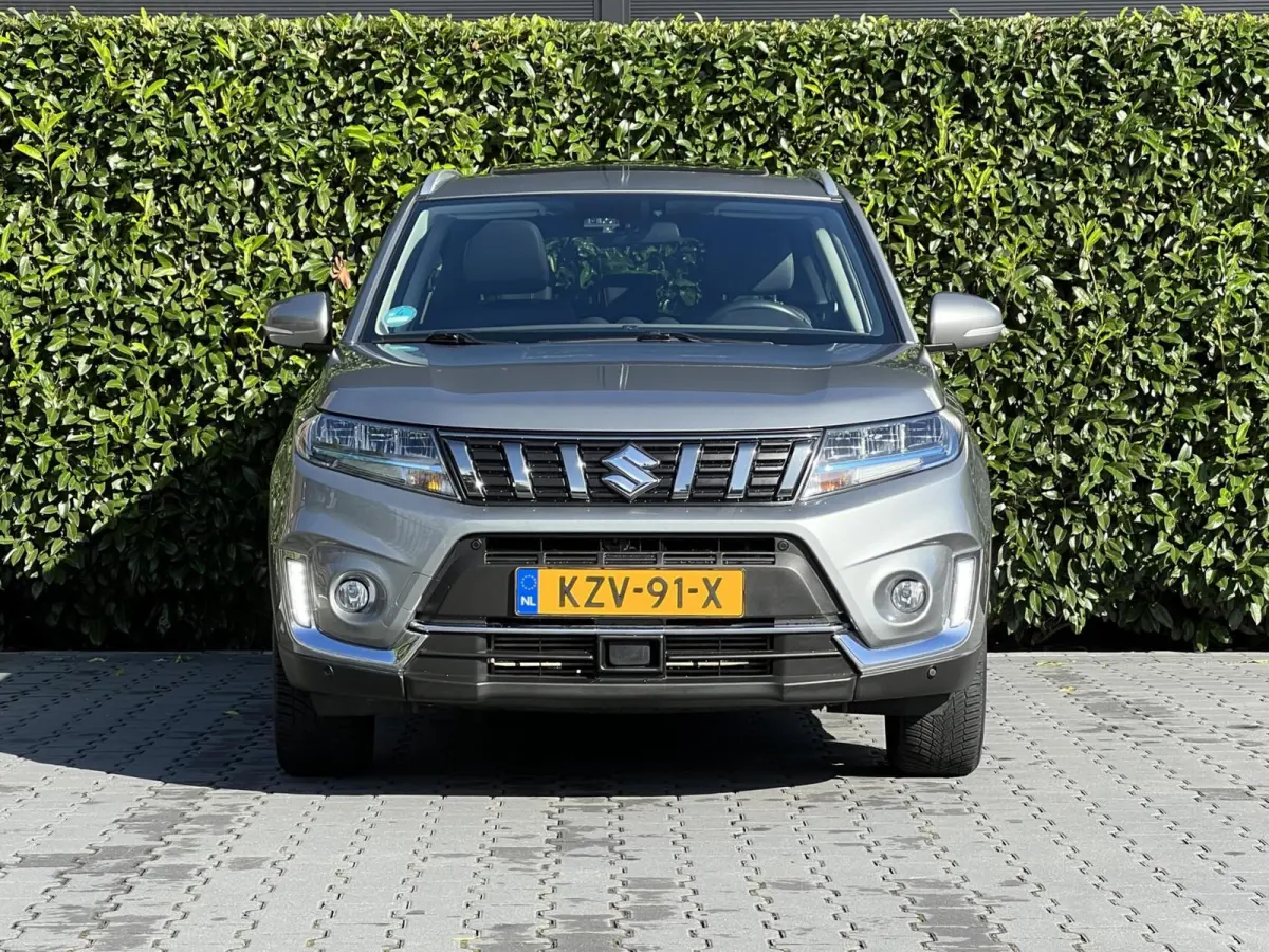 1.4 Boosterjet Style Smart Hybrid, 1E EIGENAAR, PANORAMADAK, NAVIGATIE, ADAPT. CRUISE, CLIMATE CONTROL, STOELVERWARMING, KEYLESS, CAMERA, PDC, LED, DAB, DEALER ONDERHOUDEN, LICHTMETAAL 17"