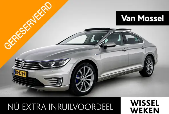 1.4 TSI GTE Connected Series Plus | Apple Carplay / Android Auto | Panoramadak | Stoelverwarming | Achteruitrijcamera | Parkeersensoren |