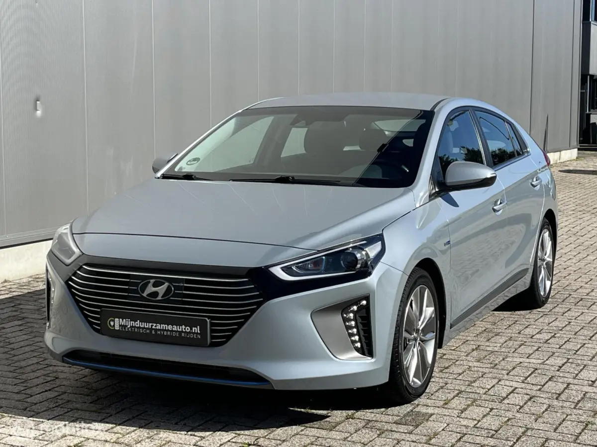 1.6 GDi Aut, Xenon, Keyless, Camera, Netjes !