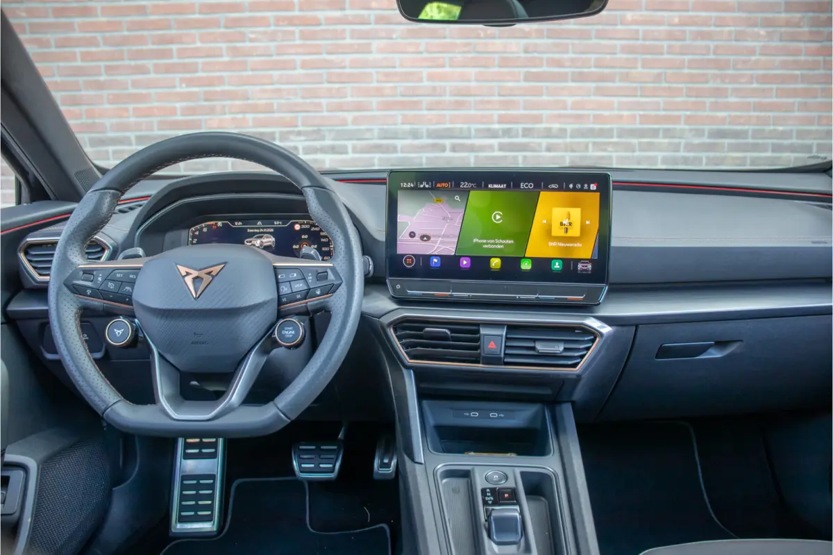 1.4 e-Hybrid 245pk VZ, Panoramadak, Maxton, Stoel & Stuurverwarming, Carplay, Camera, Full LED, Adaptive Cruise.