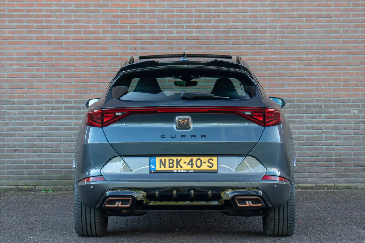 1.4 e-Hybrid 245pk VZ, Panoramadak, Maxton, Stoel & Stuurverwarming, Carplay, Camera, Full LED, Adaptive Cruise.