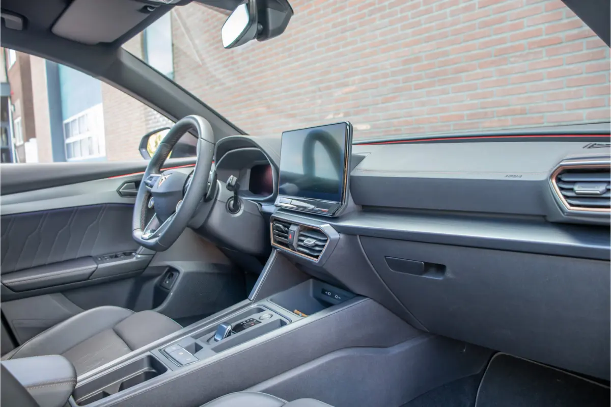 1.4 e-Hybrid 245pk VZ, Panoramadak, Maxton, Stoel & Stuurverwarming, Carplay, Camera, Full LED, Adaptive Cruise.