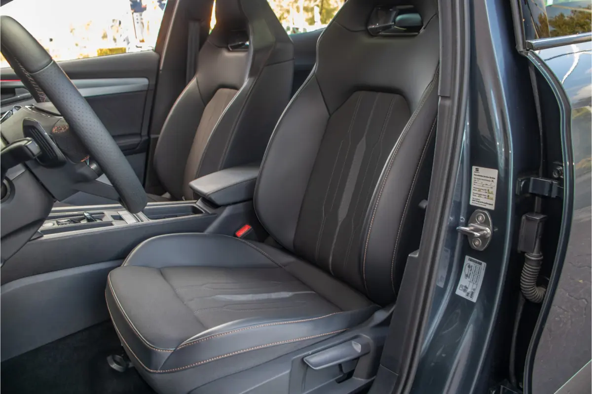 1.4 e-Hybrid 245pk VZ, Panoramadak, Maxton, Stoel & Stuurverwarming, Carplay, Camera, Full LED, Adaptive Cruise.