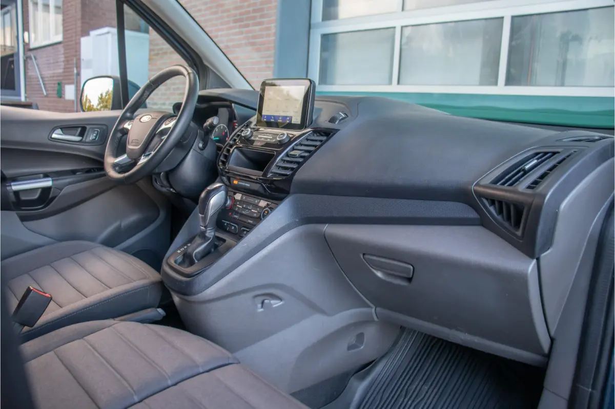 1.5 EcoBlue Automaat L2 Limited, 1e eigenaar, 3-zits, Adaptive Cruise, Camera, 2x schuifdeur, Carplay, Stoelverwarming.