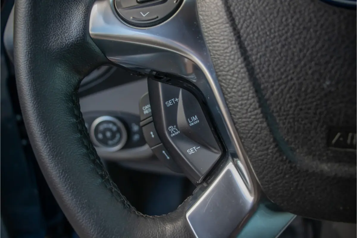 1.5 EcoBlue Automaat L2 Limited, 1e eigenaar, 3-zits, Adaptive Cruise, Camera, 2x schuifdeur, Carplay, Stoelverwarming.