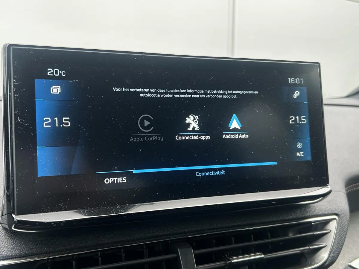 1.2 PureTech GT | 360° Camera | Navigatie | Climate control | 19" Lichtmetalen velgen | Unieke tellerstand!