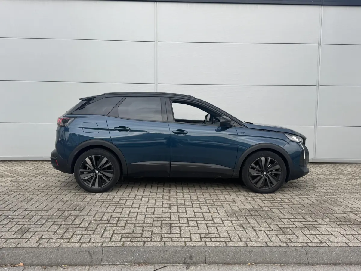 1.2 PureTech GT | 360° Camera | Navigatie | Climate control | 19" Lichtmetalen velgen | Unieke tellerstand!
