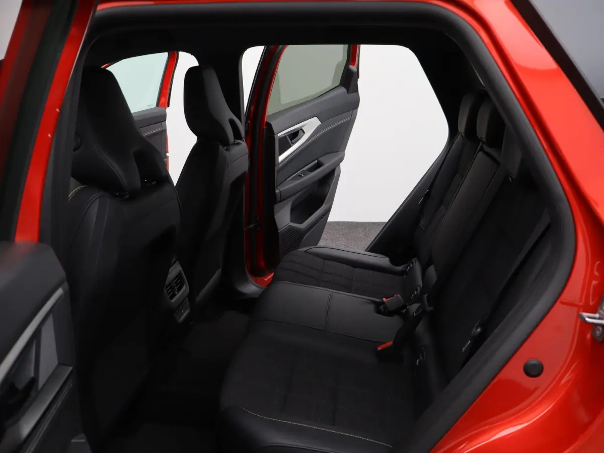 iconic E-Tech full hybrid 200 | Trekhaak | Voorruitverwarming | Adaptieve Cruise Control |