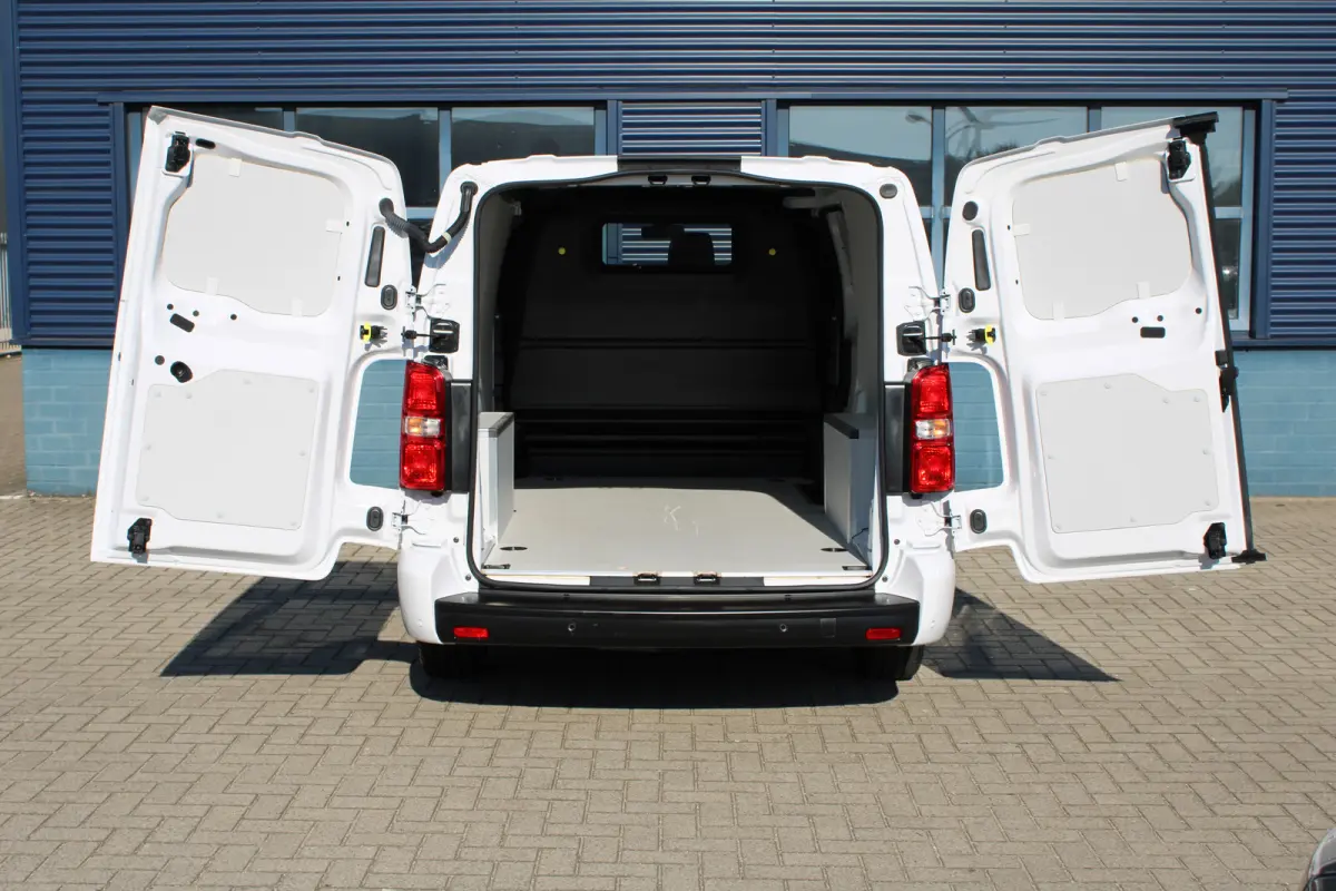 L3 75kWh | 8 JAAR GARANTIE | CAMERA | DRAADLOOS CARPLAY | BETIMMERING | LED | 17" LM VELGEN | COMFORT WAND |