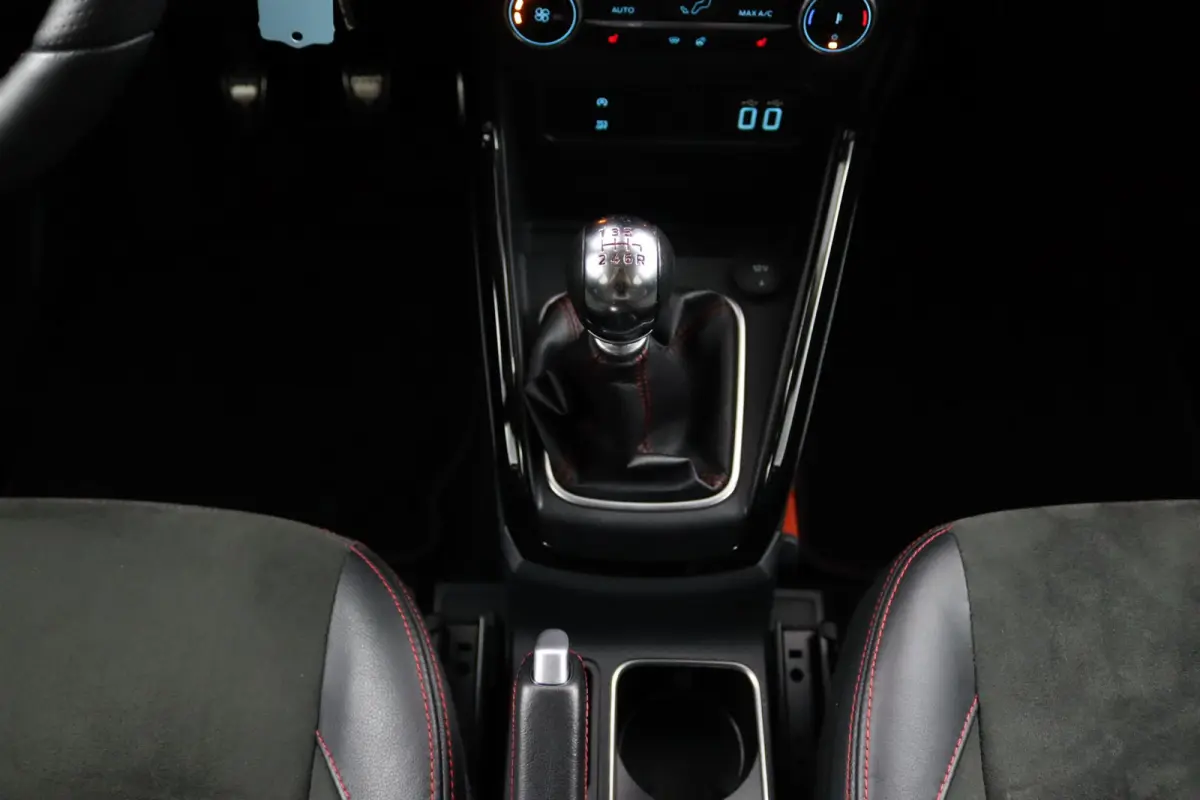 1.0 EcoBoost ST-Line | Airco (automatisch) | Apple Carplay/Android Auto|telefoonintegratie premium | Bluetooth telefoonvoorbereiding