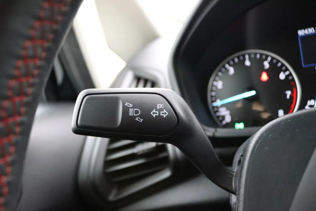 1.0 EcoBoost ST-Line | Airco (automatisch) | Apple Carplay/Android Auto|telefoonintegratie premium | Bluetooth telefoonvoorbereiding