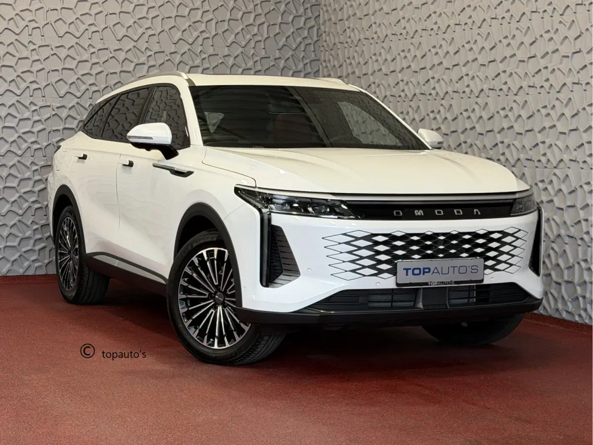 OMODA 9 PREMIUM AWD 538 PK | Stary White | Rood Leer LUXE PHEV SUV | 145 KM ELEKTRISCH | ONGEBRUIKTE NIEUWE AUTO 4WD 4X4