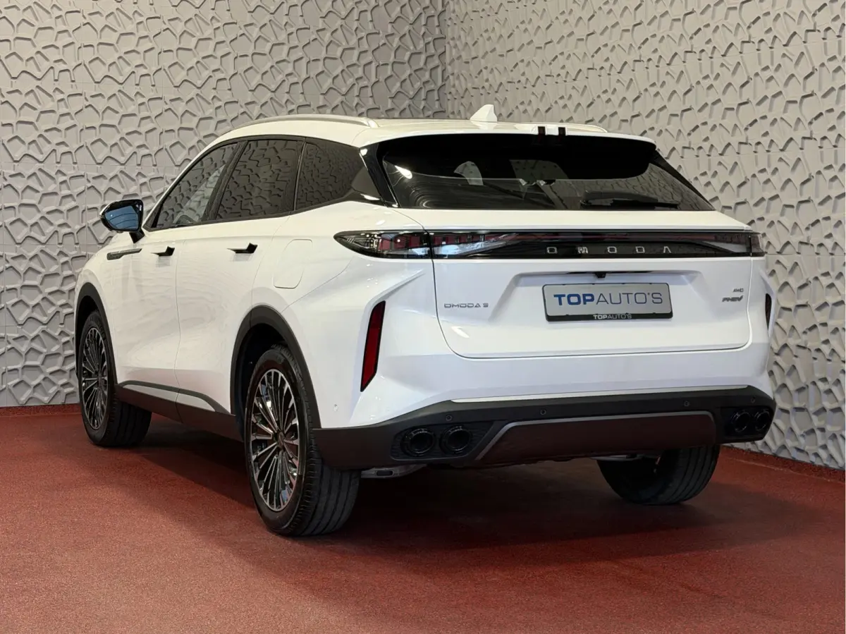 OMODA 9 PREMIUM AWD 538 PK | SONY DOLBY | Stary White | FULL OPTIONS PHEV SUV | 145 KM ELEKTRISCH | ONGEBRUIKTE NIEUWE AUTO 4WD 4X4