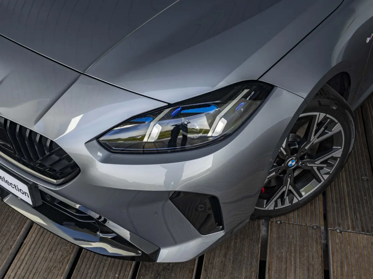 120 | M Sportpakket Pro | Comfort Access | Driving Assistant Plus | 18 inch | Panoramadak | Active Cruise Control