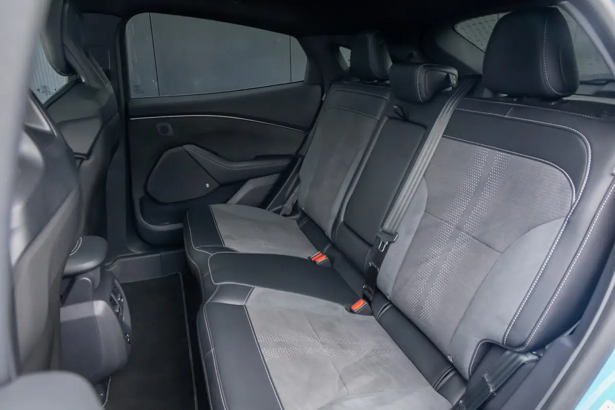 GT Extended AWD 98 kWh | Panoramadak | Premium audio | 360 Camera