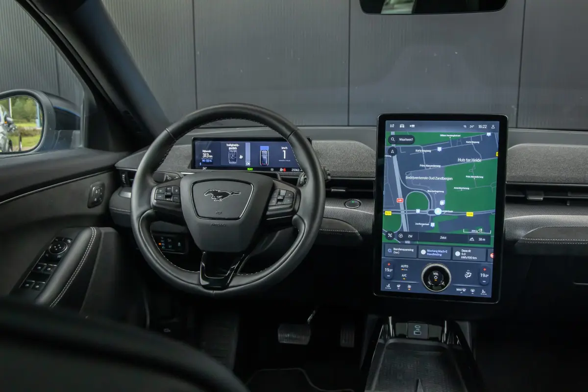 GT Extended AWD 98 kWh | Panoramadak | Premium audio | 360 Camera