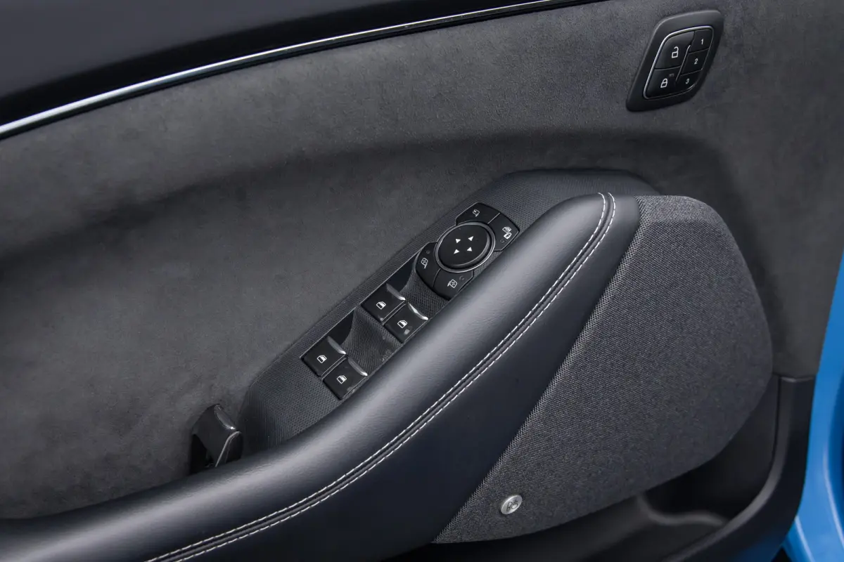 GT Extended AWD 98 kWh | Panoramadak | Premium audio | 360 Camera