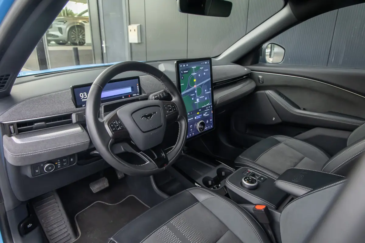 GT Extended AWD 98 kWh | Panoramadak | Premium audio | 360 Camera