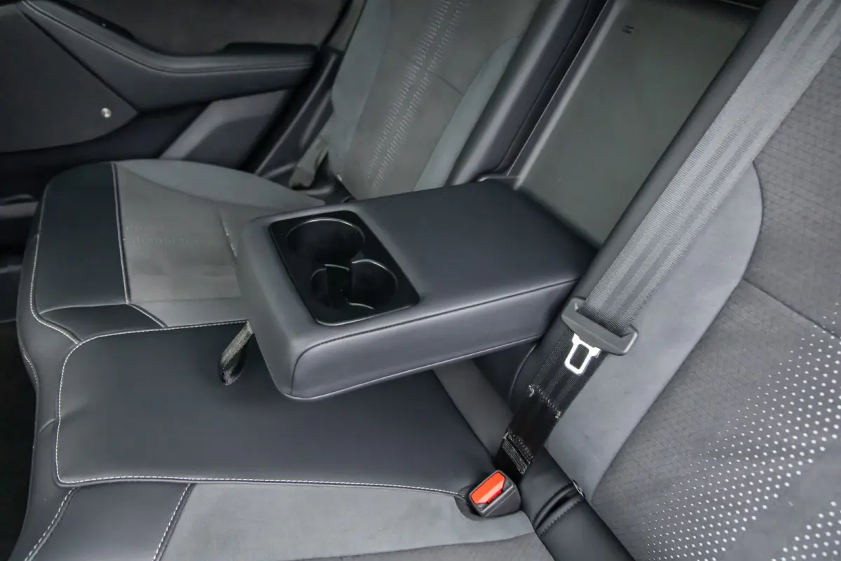 GT Extended AWD 98 kWh | Panoramadak | Premium audio | 360 Camera
