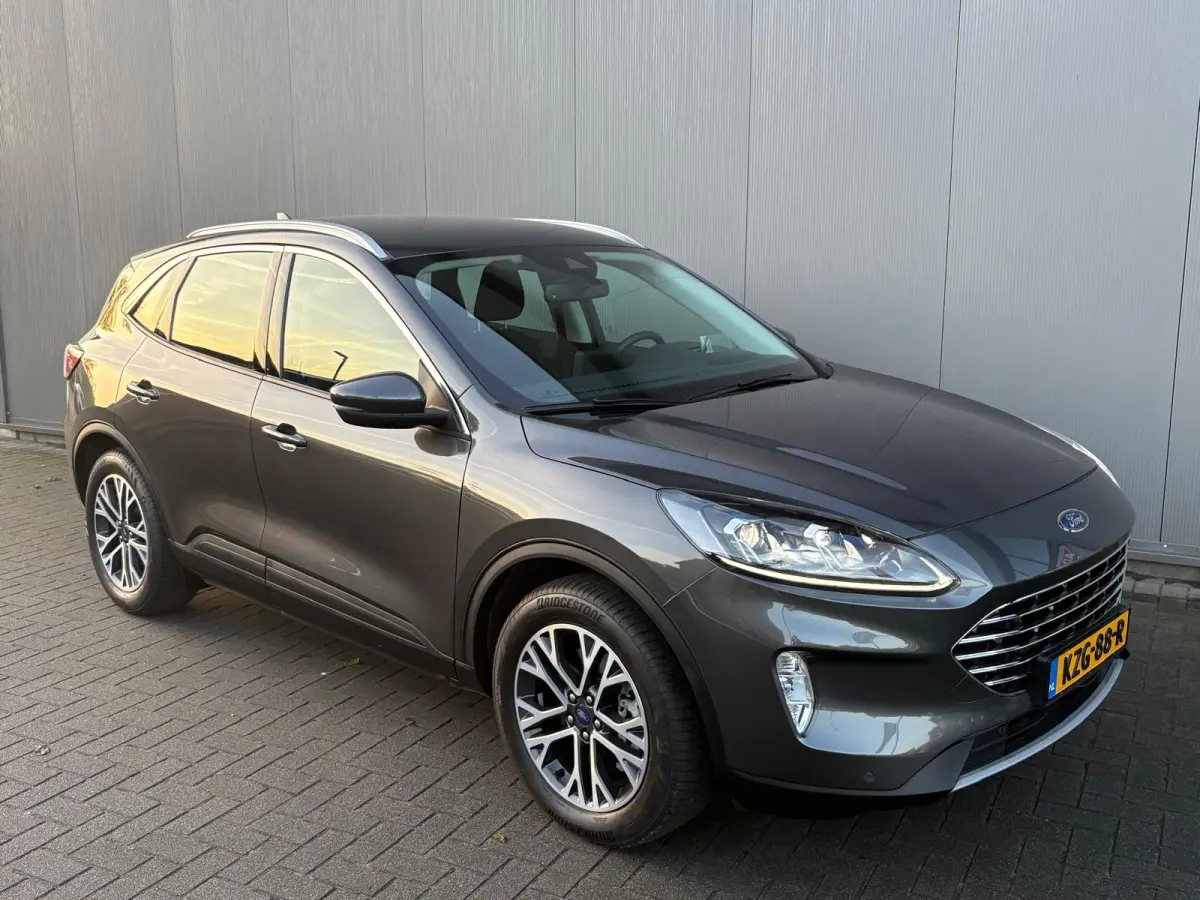 2.5 PHEV Titanium Elektr.-trekhaak/Navigatie/Camera/Carplay-Android-auto
