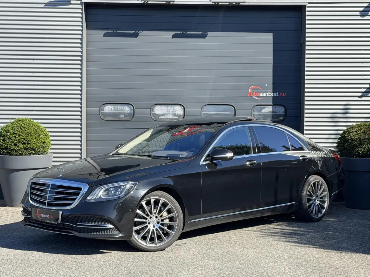 560 4Matic Lang Premium Plus | Chauffeurs Pakket | Panoramadak | 360* Camera | Massage | Nachtzicht |