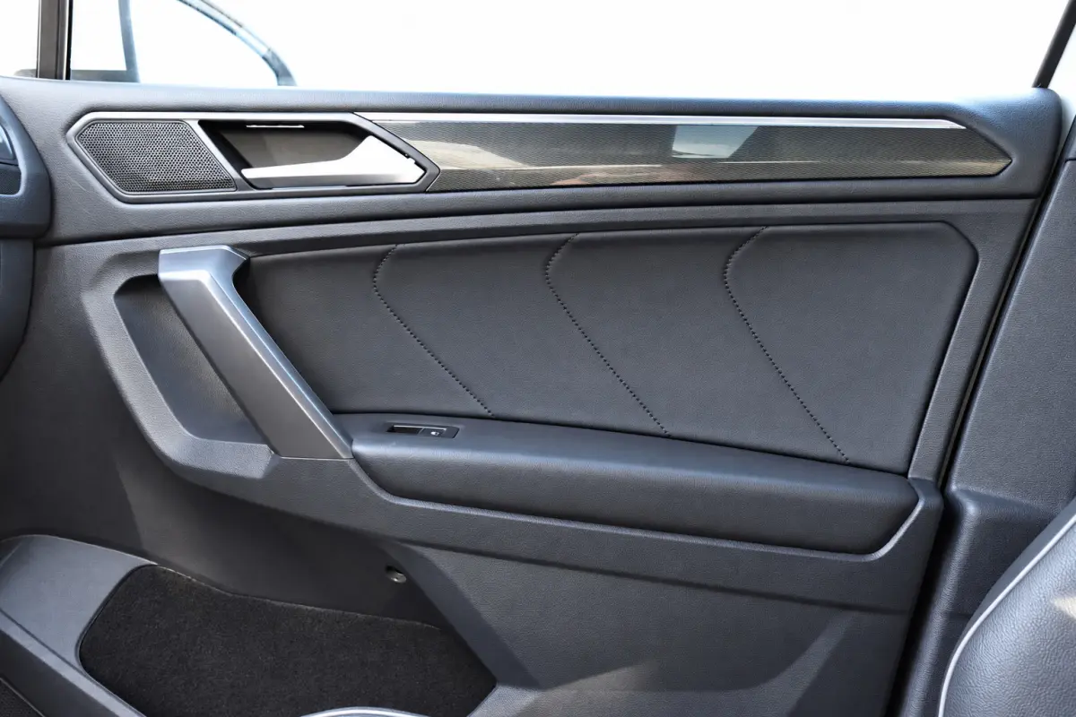 2.0 TDI 4Motion PANO KEYLESS VOL
