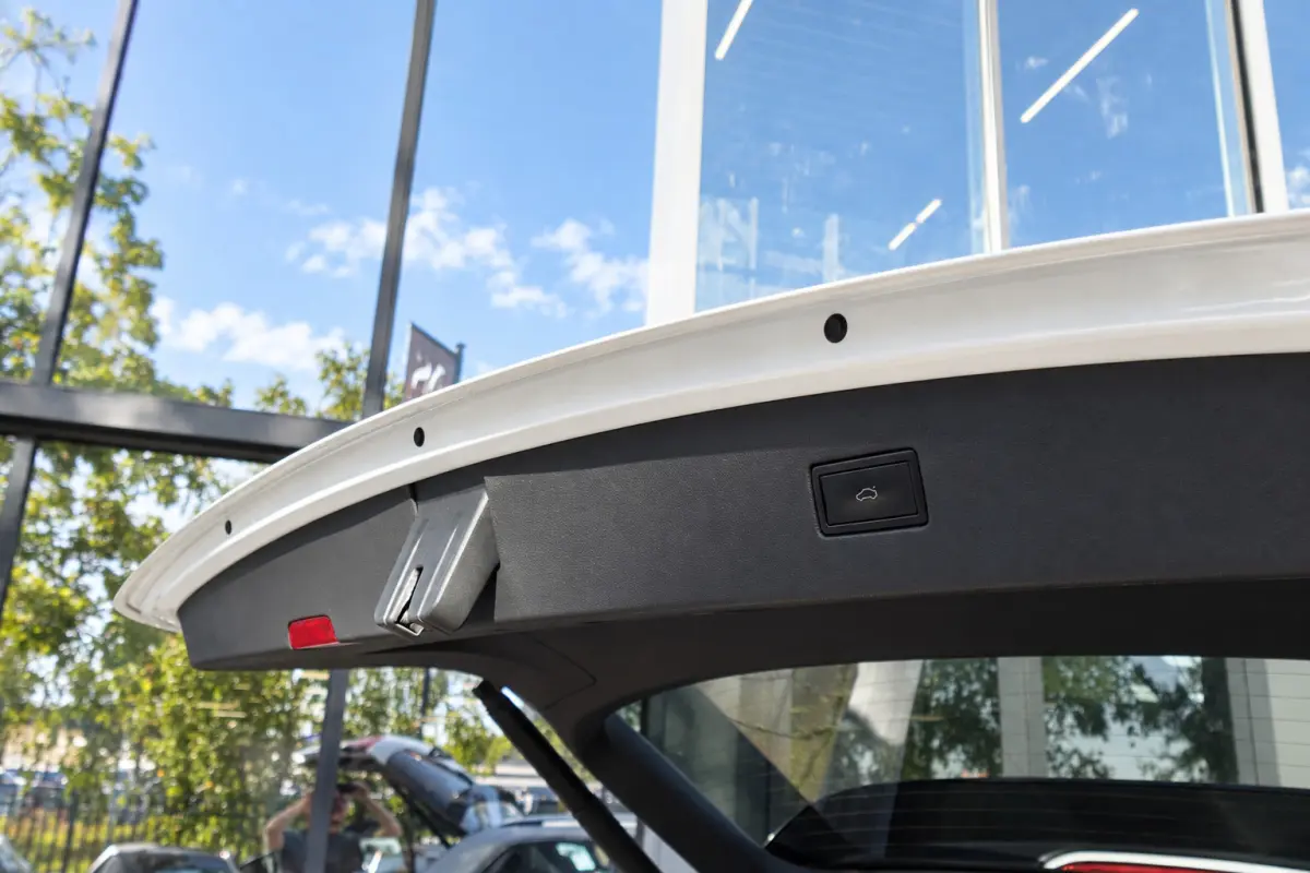 2.0 TDI 4Motion PANO KEYLESS VOL