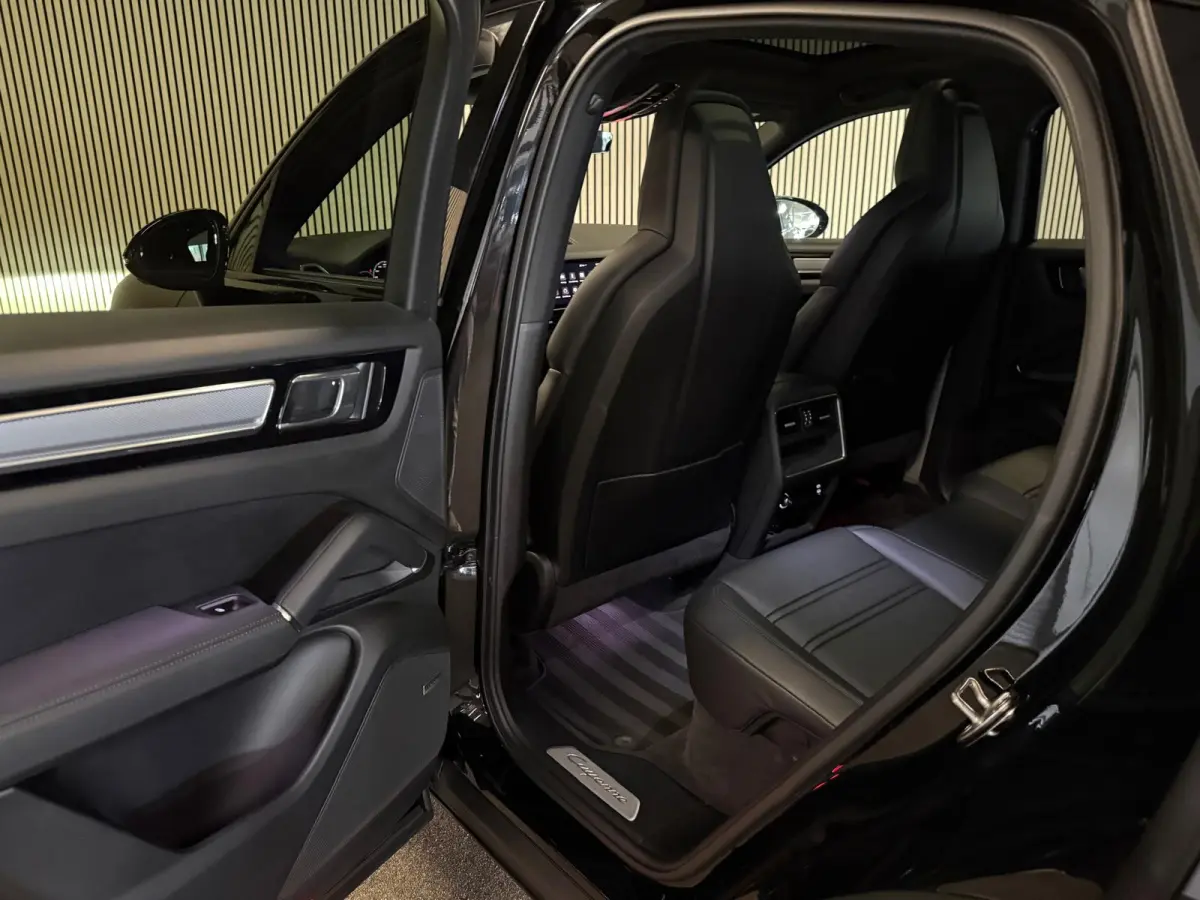 3.0 E-Hybrid Platinum Edition-LUCHTV.-PANO-STOELEN 18 VOUDIG-TREKHAAK-ZEER COMPLEET