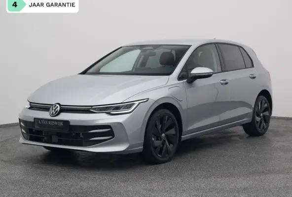 1.5 eHybrid Life Edition | CAMERA | ADAPTIVE | STOEL- EN STUURVERW.