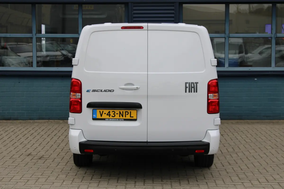 L3 75 kWh SoH 95% | tot 8 jaar garantie | CAMERA | DRAADLOOS CARPLAY | BETIMMERING | LED | 17" LM VELGEN | COMFORT WAND |