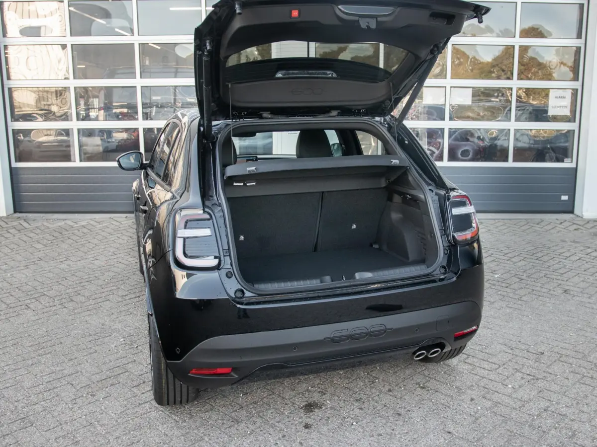 1.2 Hybrid Sport | Navi | Cinema Black l Camera l Stoelverwarming en massage