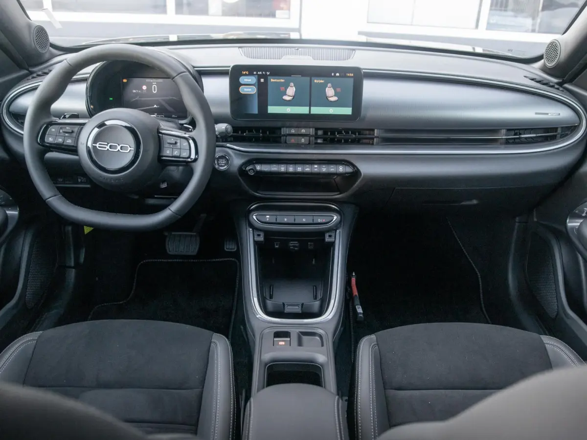 1.2 Hybrid Sport | Navi | Cinema Black l Camera l Stoelverwarming en massage
