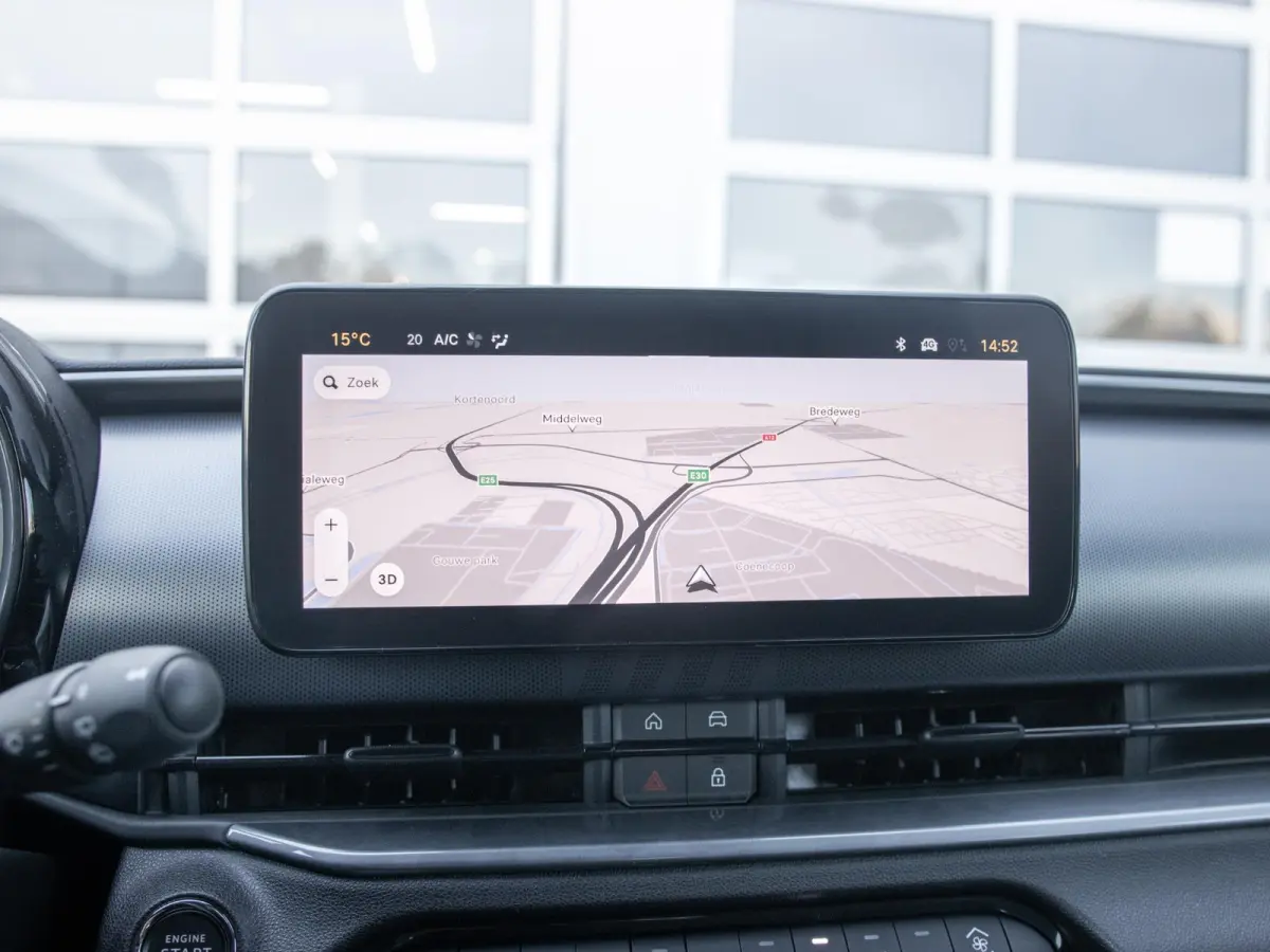 1.2 Hybrid Sport | Navi | Cinema Black l Camera l Stoelverwarming en massage