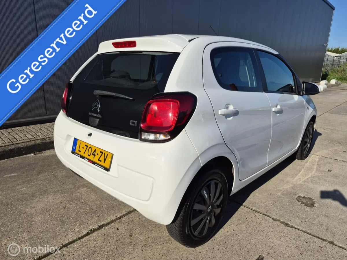 1.0 VTi Feel Airco / Carplay / Achteruitrij camera