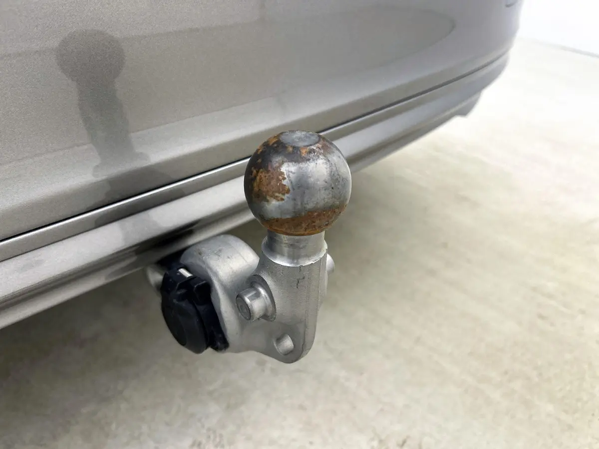 2.0 B4 Momentum Pro | 360 CAMERA  | APPLE CARPLAY - ANDROID AUTO | STOELVERWARMING | DODEHOEK | ELEKTRISCHE KOFFERKLEP | TREKHAAK | LEDEREN INTERIEUR | PARKEERSENSOREN | KEYLESS | CLIMATE CO